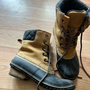 Sorel Duck Boots Size 9.5